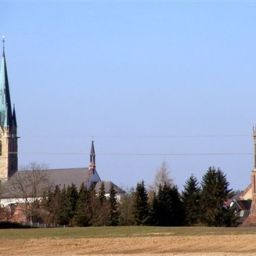 Katholische und evangelische Kirche