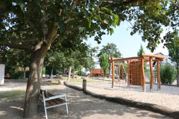 Spaß für Kinder auf dem Zeiskamer Kinderspielplatz