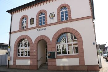 Das Rathaus von Zeiskam