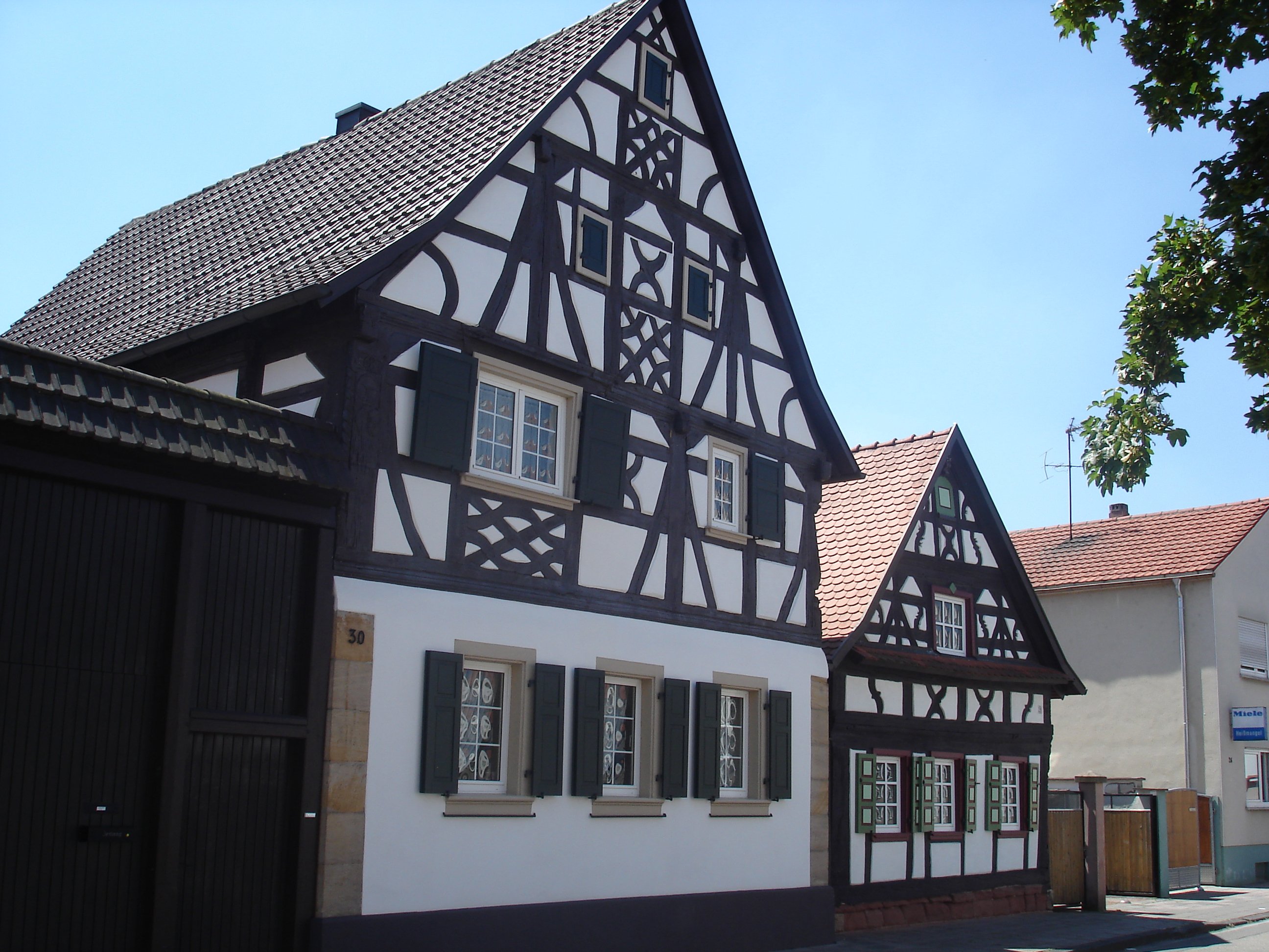 Schöne Fachwerkhäuser findet man überall in Bellheim